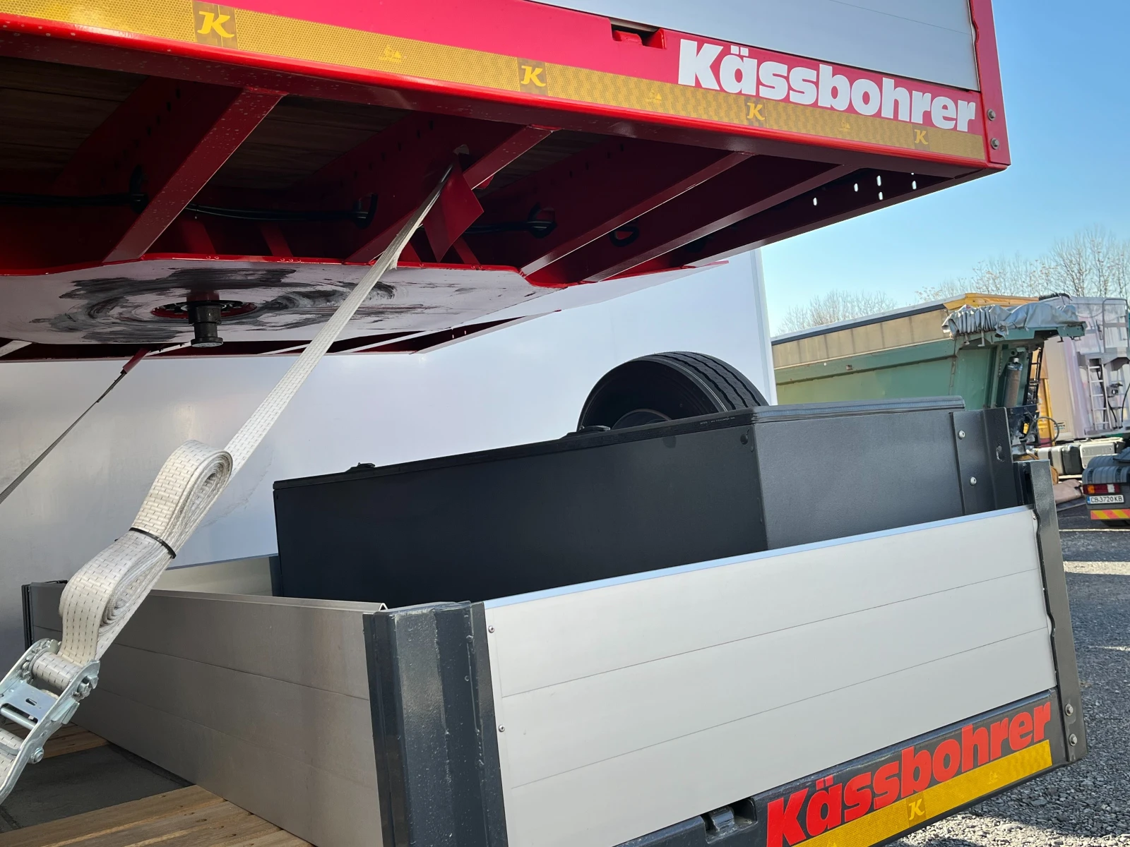  Kaessbohrer K.SLS 3 ; 3 ;  3. | Mobile.bg   11