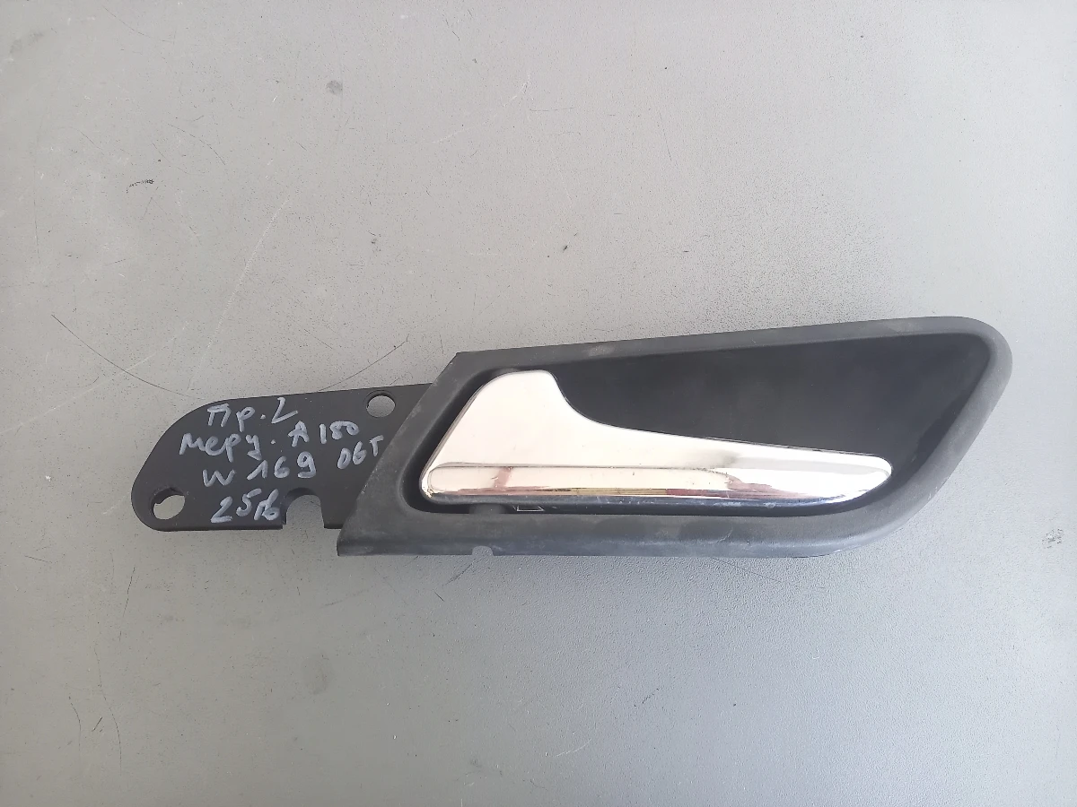       180 W169  | Mobile.bg   1