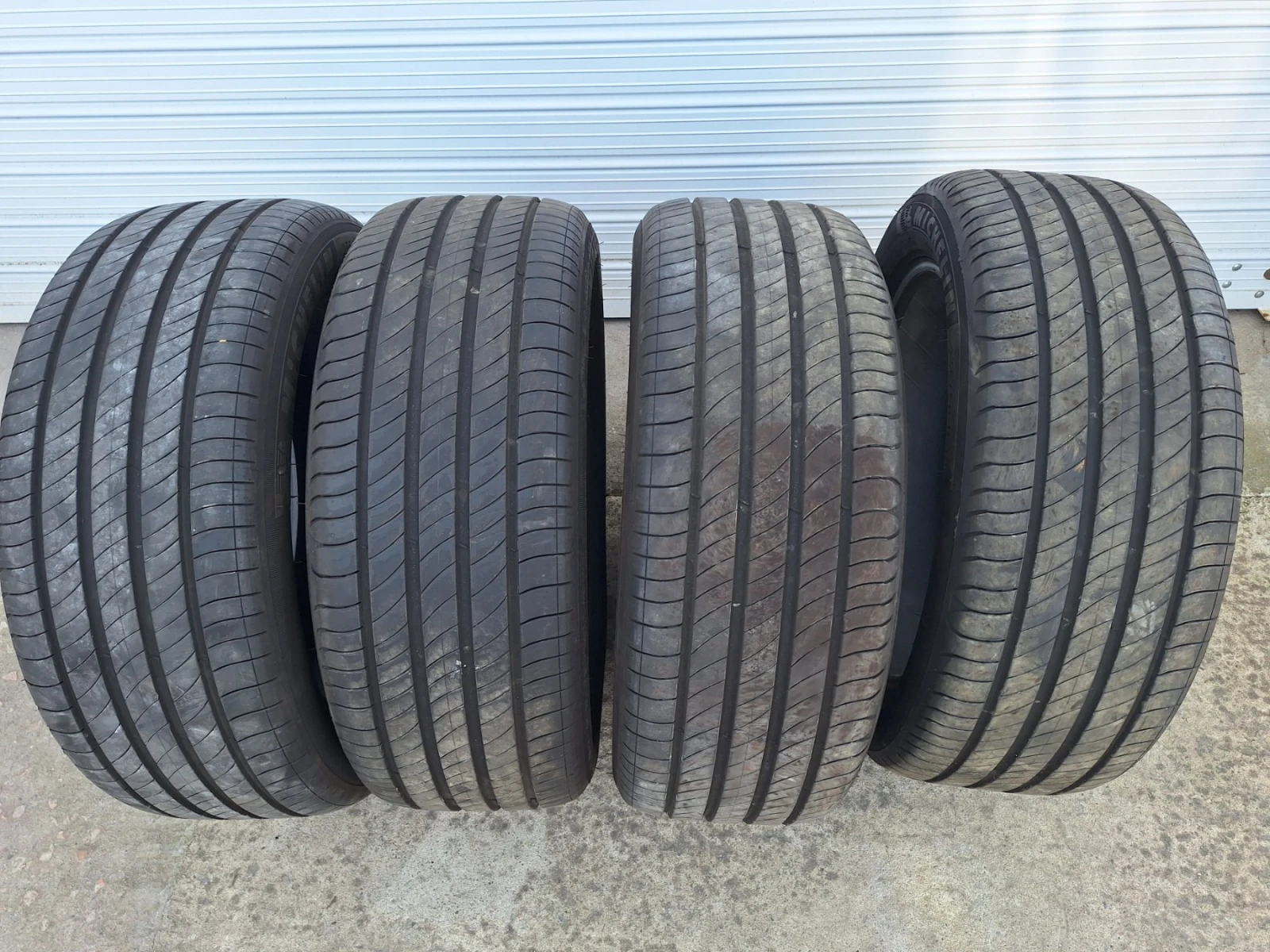 Гуми Летни 225/50R17, снимка 3 - Гуми и джанти - 53996089
