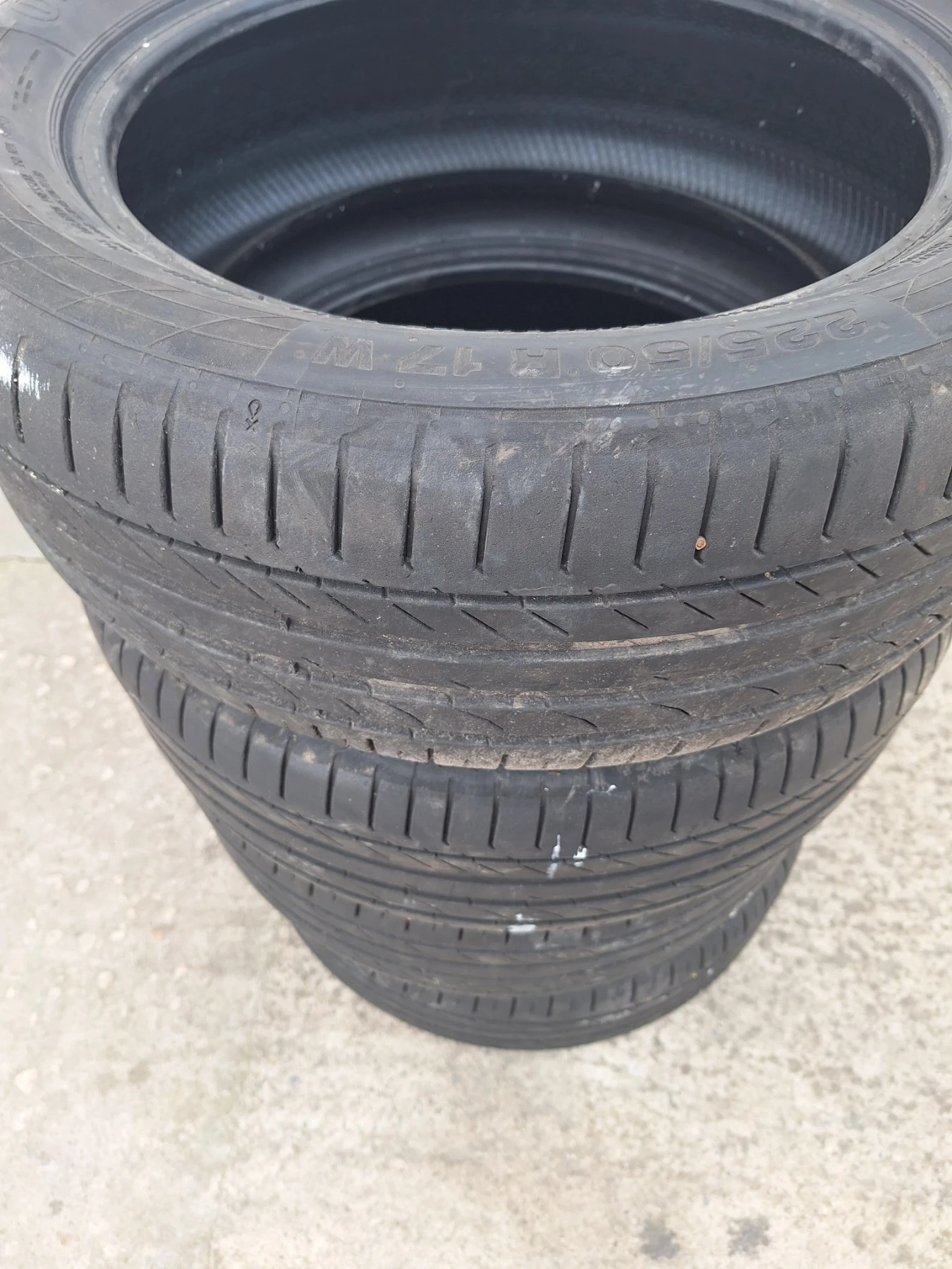 Гуми Летни 225/50R17, снимка 5 - Гуми и джанти - 53996089