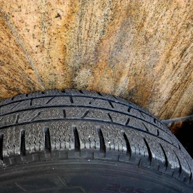 Гуми с джанти Pirelli 205/65R16, снимка 7 - Гуми и джанти - 48142078