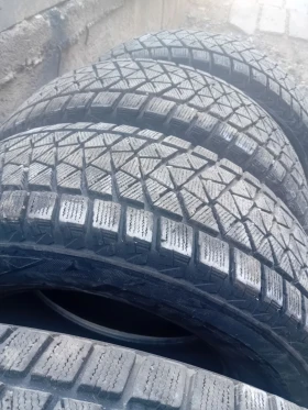      235/70R16