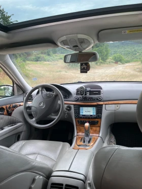 Mercedes-Benz E 270, снимка 13