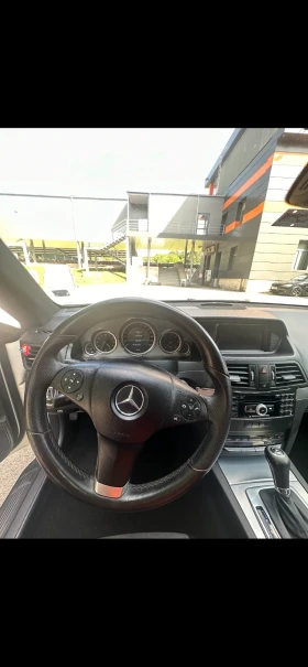 Mercedes-Benz E 250, снимка 5