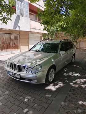  Mercedes-Benz E 320