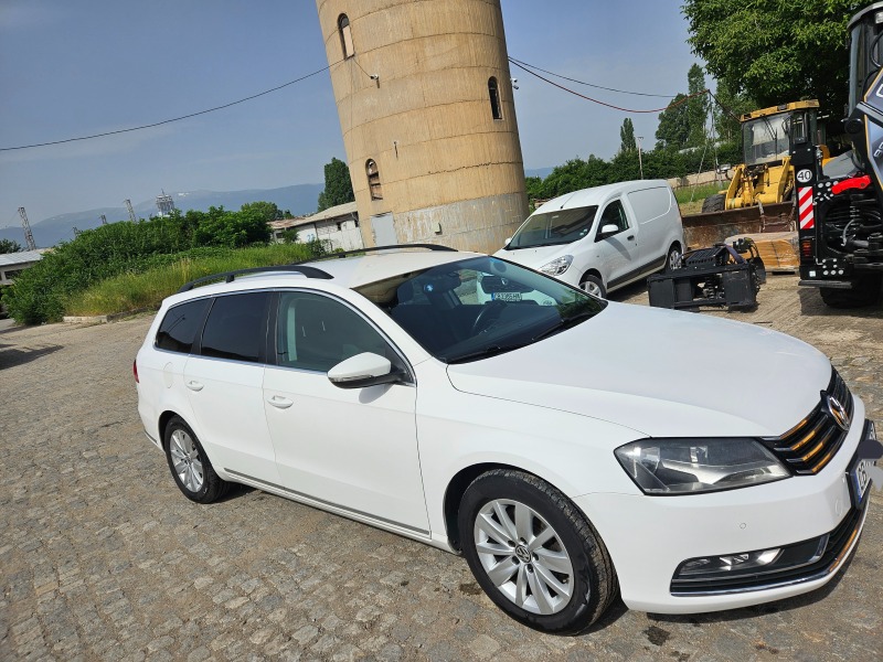 VW Passat, снимка 2 - Автомобили и джипове - 46156684