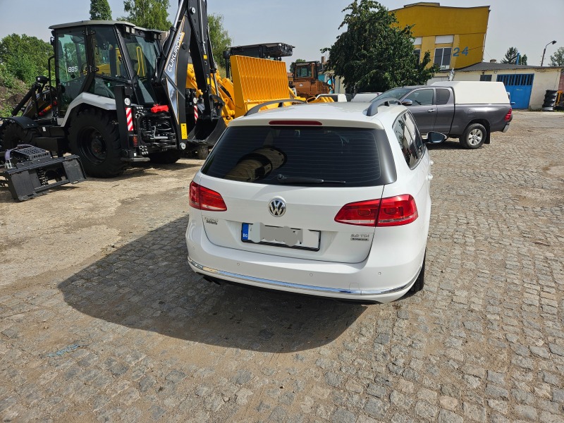 VW Passat, снимка 4 - Автомобили и джипове - 46156684