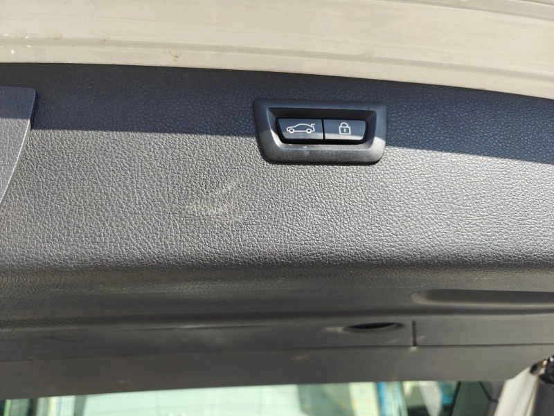 BMW 320, снимка 14 - Автомобили и джипове - 51382659