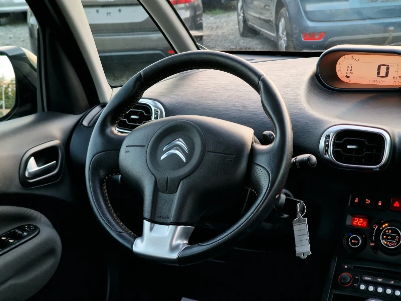 Citroen C3 Picasso 1.6e-HDI* 92* Автомат! ФЕЙСЛИФТ , снимка 8 - Автомобили и джипове - 51844711
