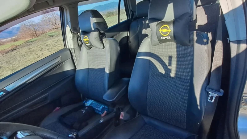 Opel Astra 1, 6, снимка 13 - Автомобили и джипове - 53110866