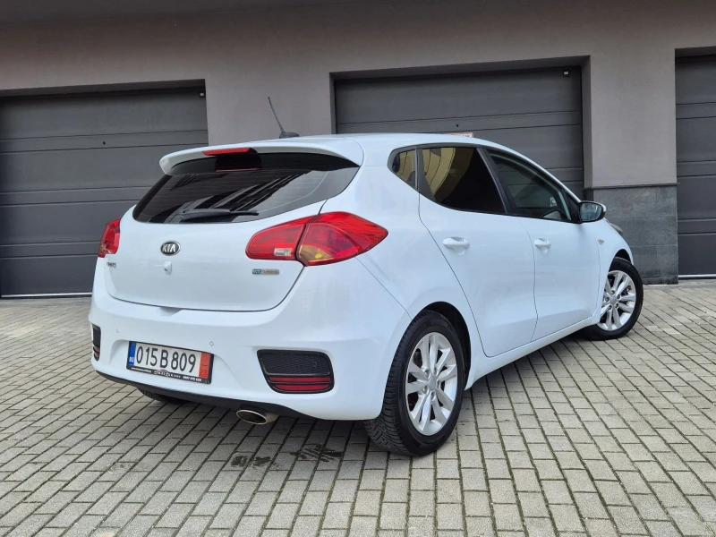 Kia Ceed 1.6 Face#Navi#, снимка 4 - Автомобили и джипове - 53527983