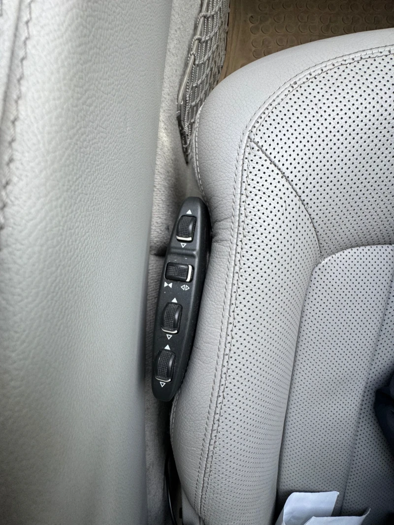 Mercedes-Benz CLS 350 350 CDI, снимка 14 - Автомобили и джипове - 53596054