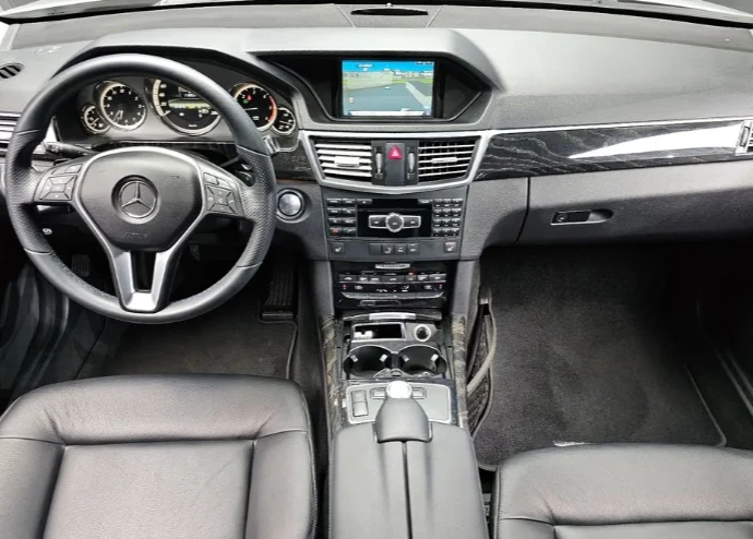 Mercedes-Benz E 220 Avantgarde - изображение 7