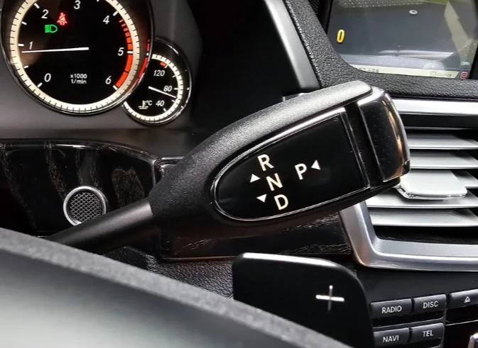 Mercedes-Benz E 220 Avantgarde - изображение 9