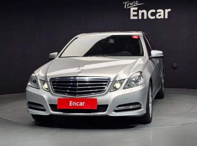 Mercedes-Benz E 220 Avantgarde - изображение 3