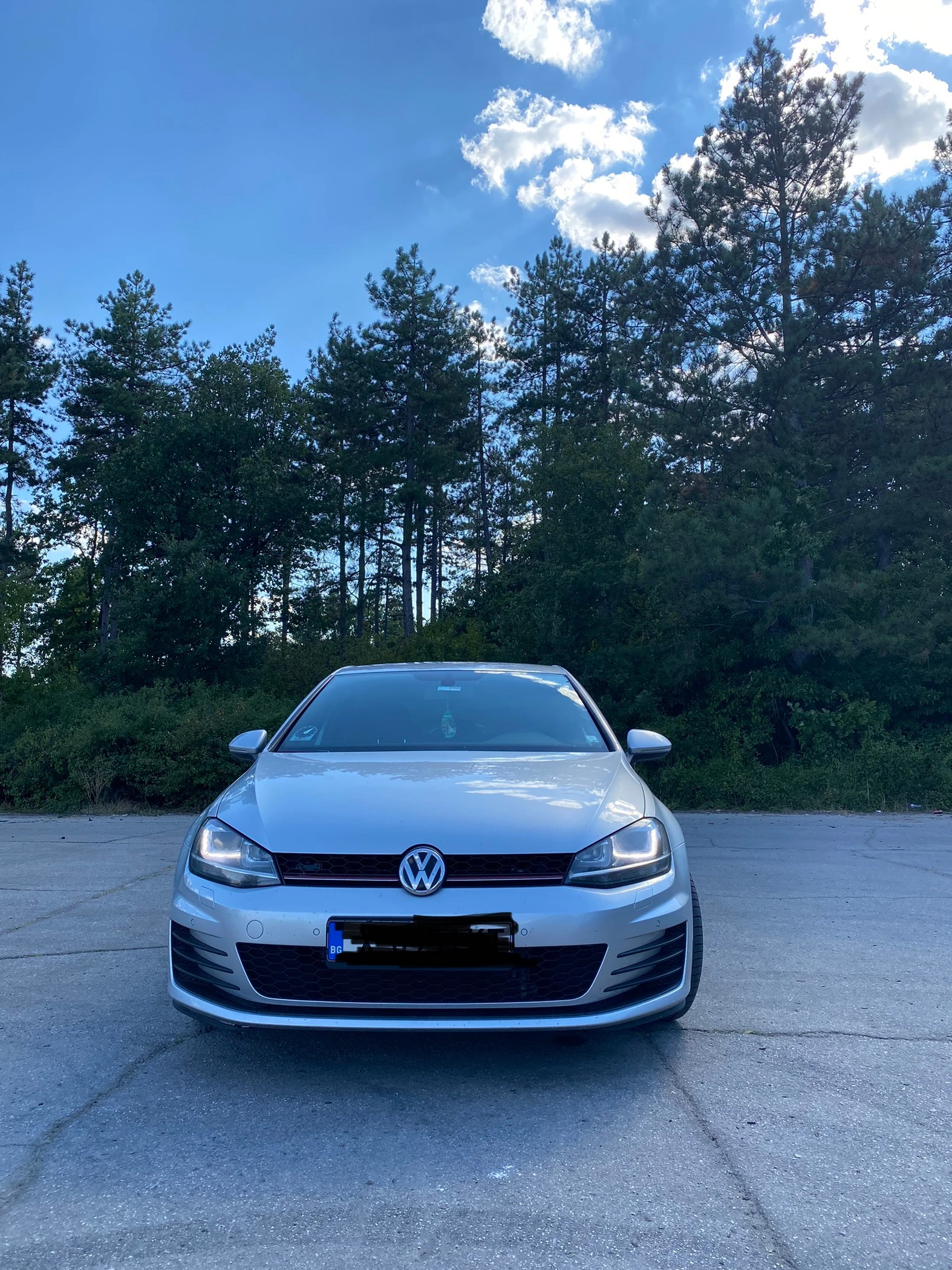 VW Golf  2.0 GTD - изображение 2