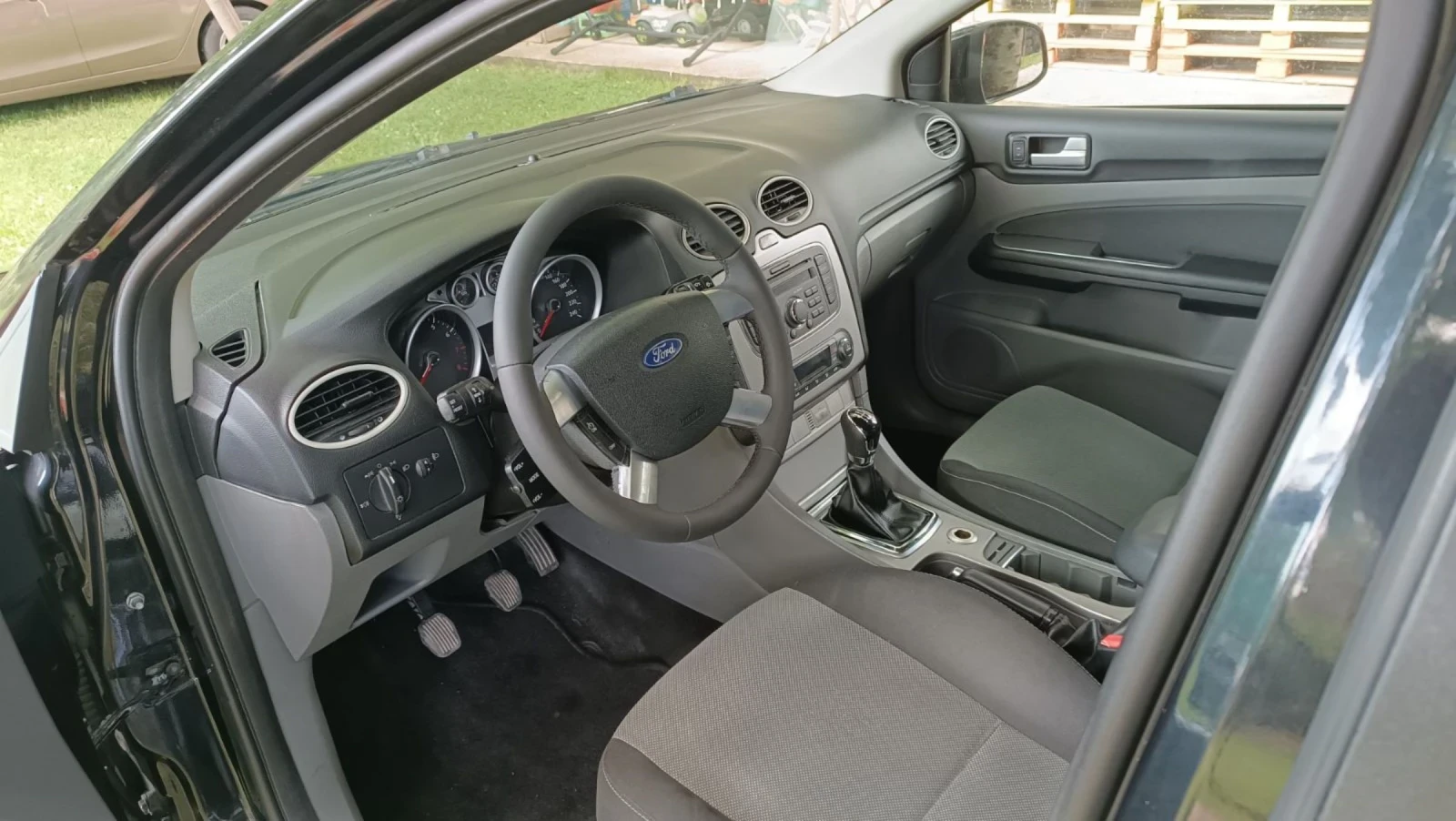 Ford Focus 1.6 перфектен  - изображение 10