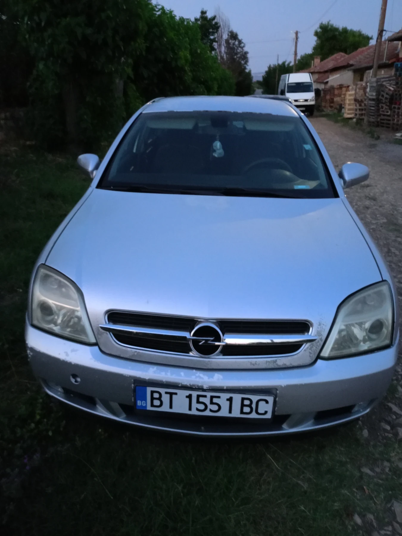 Opel Vectra 2.2 - изображение 2