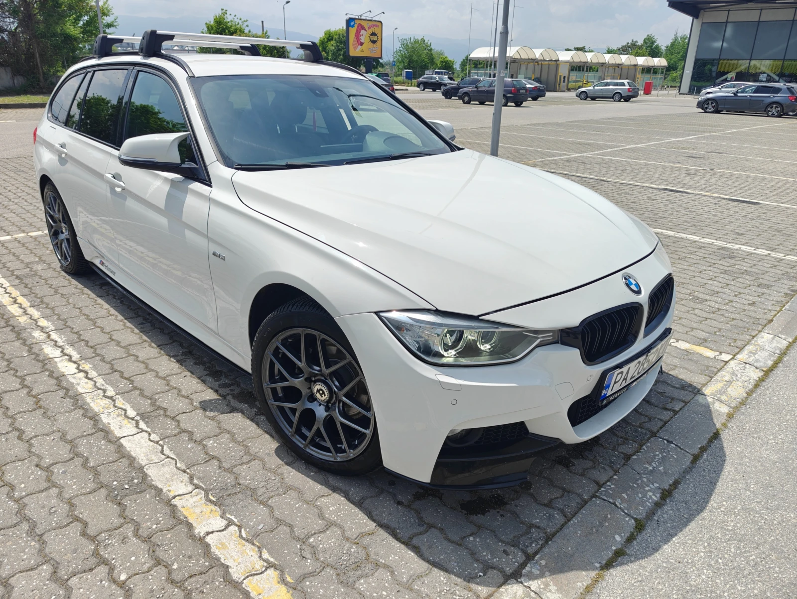 BMW 320