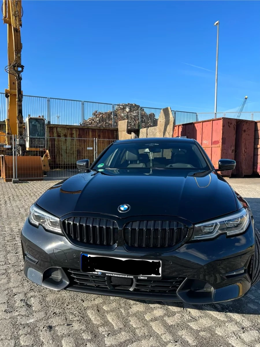 BMW 330 e - изображение 4