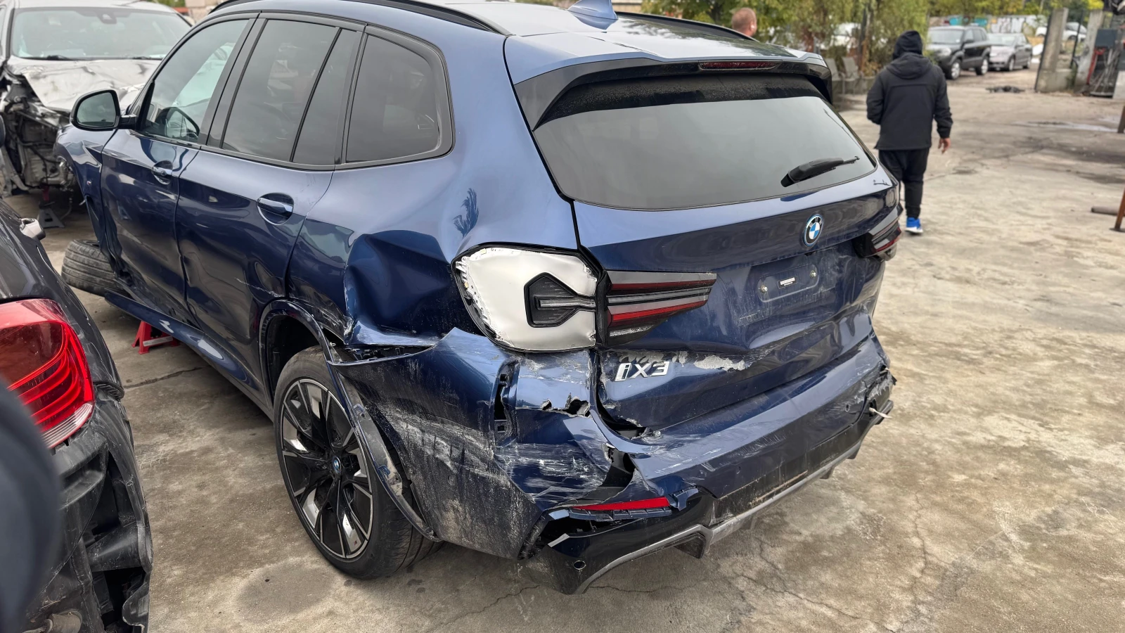 BMW iX3  - изображение 4