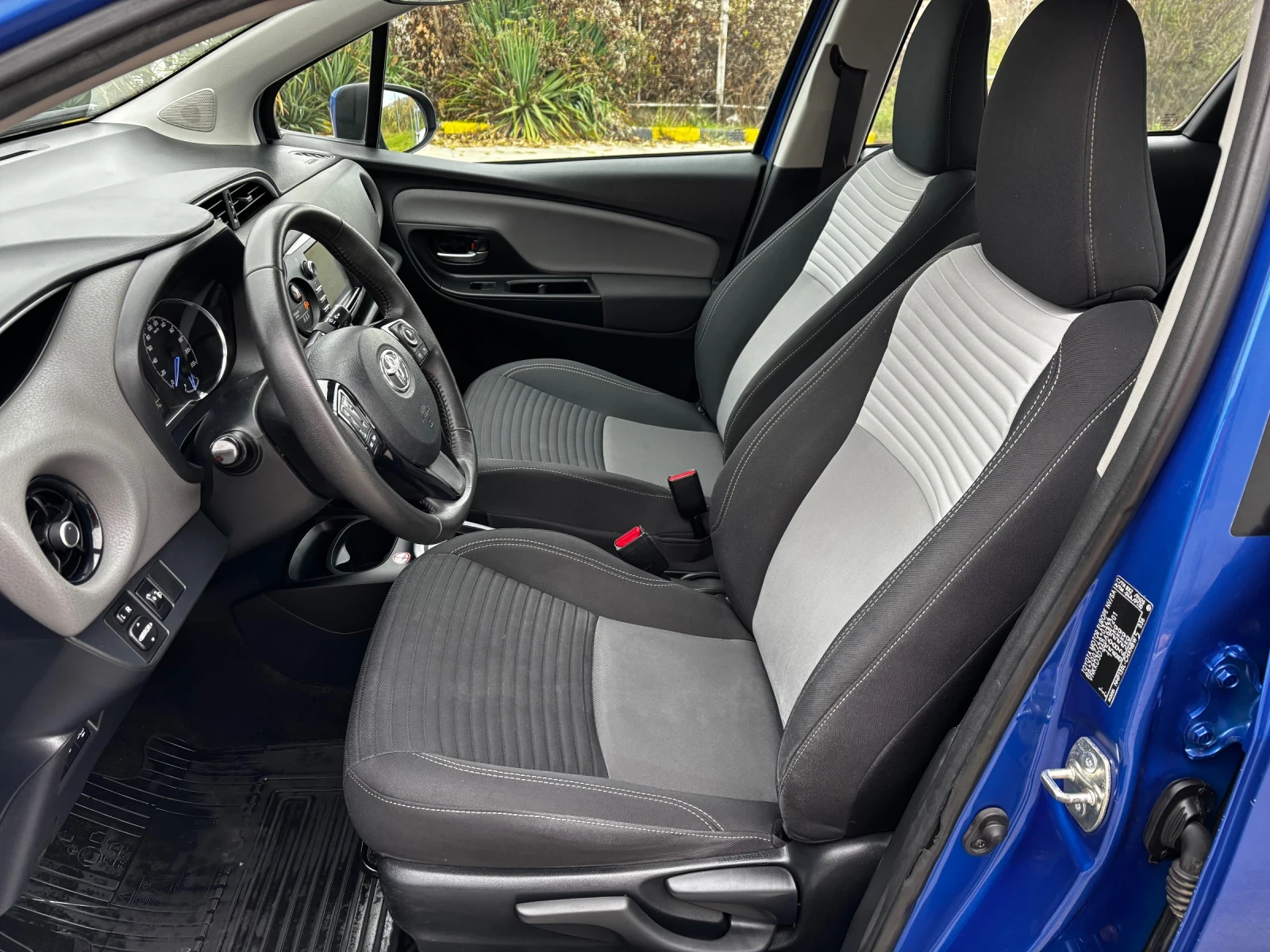 Toyota Yaris 1.5 HYBRID* 115 177 KM* COC* KTEO* 2020 | Mobile.bg   8