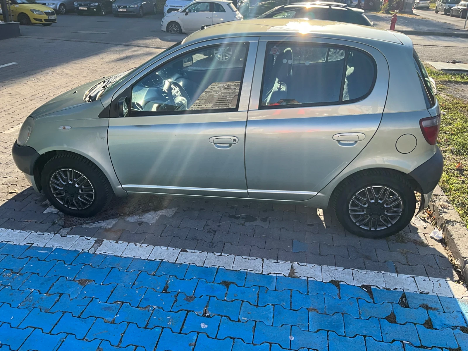 Toyota Yaris  - изображение 3