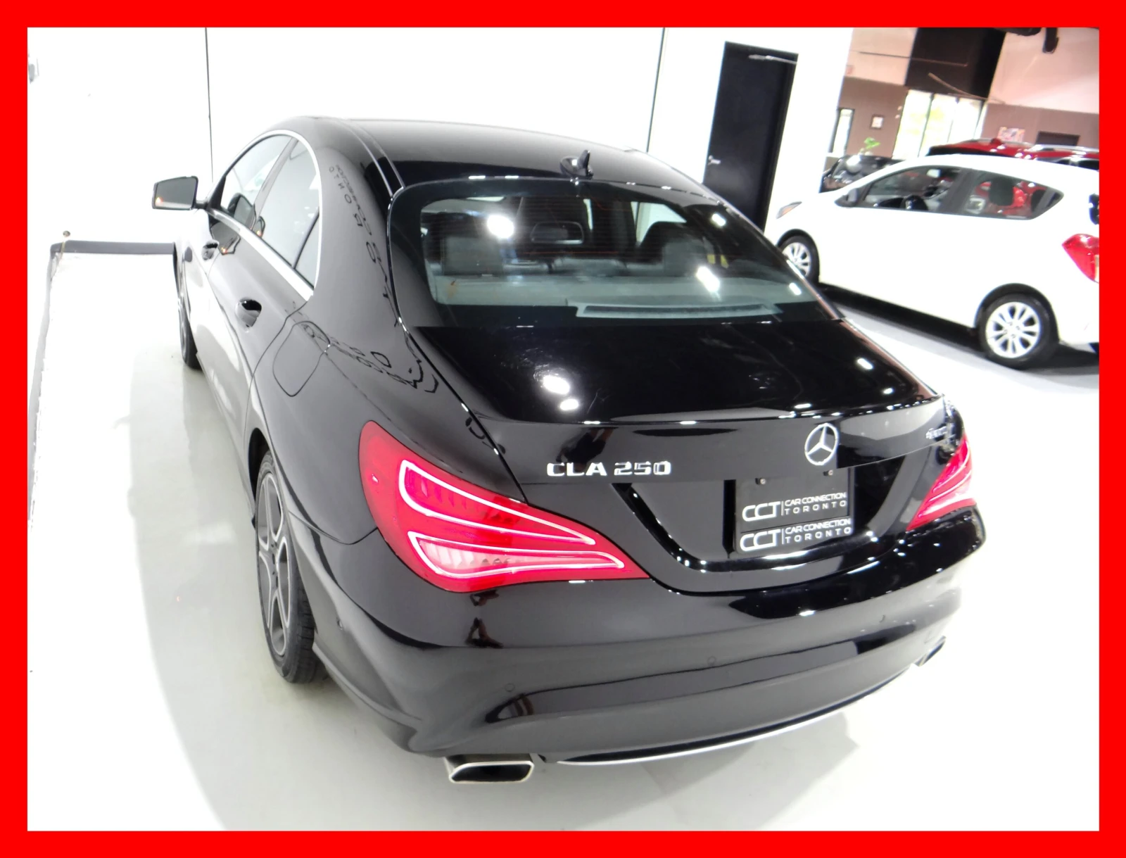 Mercedes-Benz CLA 250 4MATIC* КАТО НОВ - изображение 5