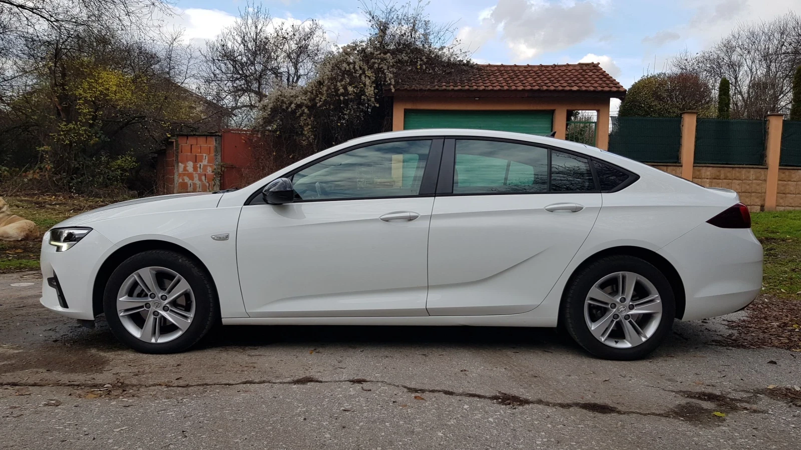 Opel Insignia Grand Sport 1.5TURBO  - изображение 2