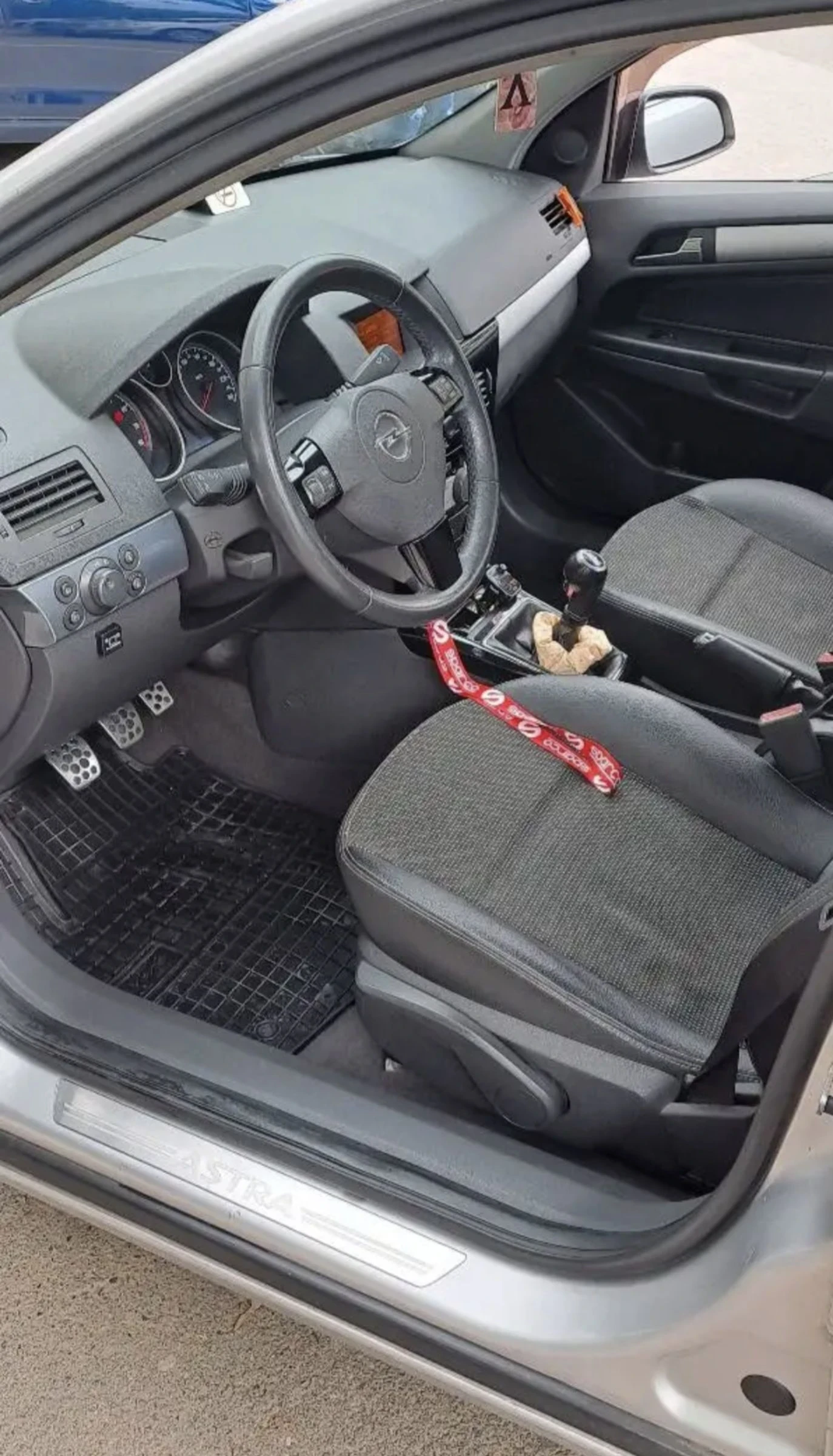 Opel Astra 1, 6 - изображение 4