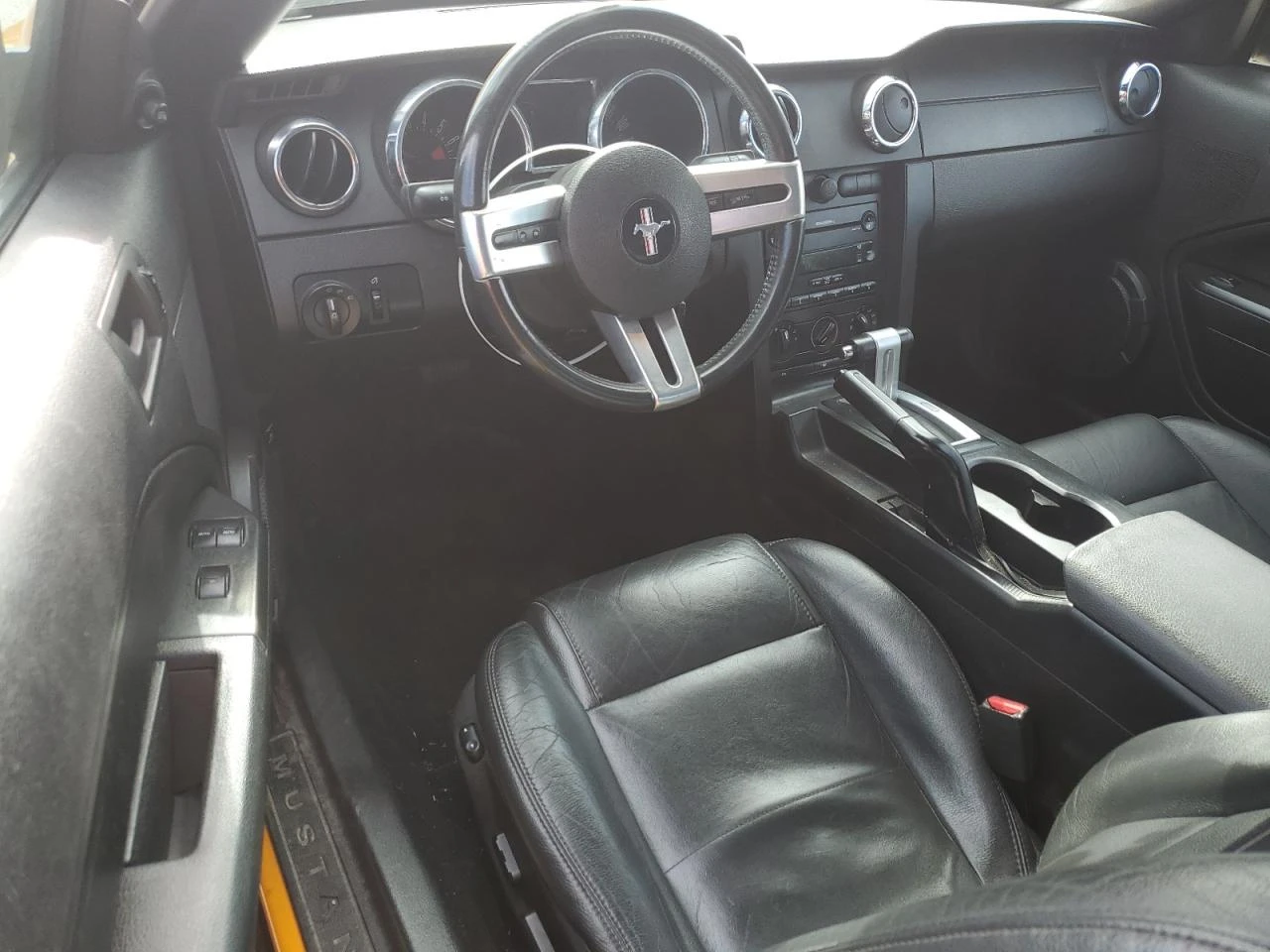 Ford Mustang 4l, снимка 8 - Автомобили и джипове - 54002107