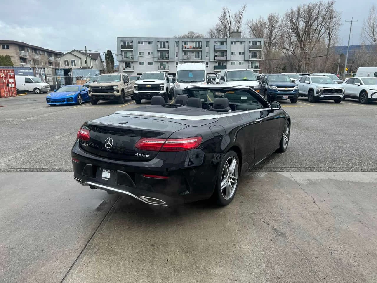 Mercedes-Benz E 400 CABRIO * CARFAX * BURMESTER * ОБДУХВАНЕ * 360, снимка 10 - Автомобили и джипове - 54077870