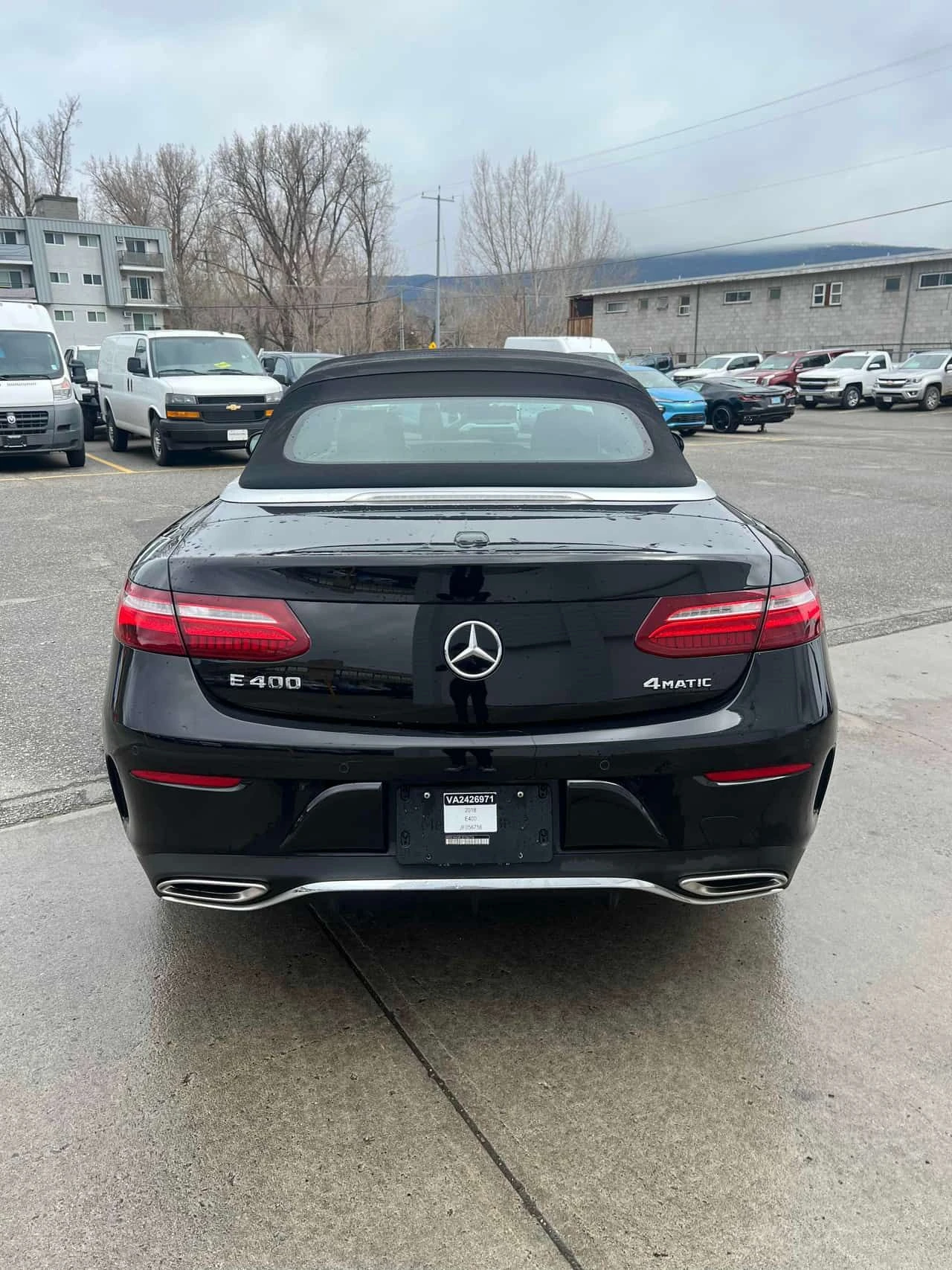 Mercedes-Benz E 400 CABRIO * CARFAX * BURMESTER * ОБДУХВАНЕ * 360, снимка 4 - Автомобили и джипове - 54077870