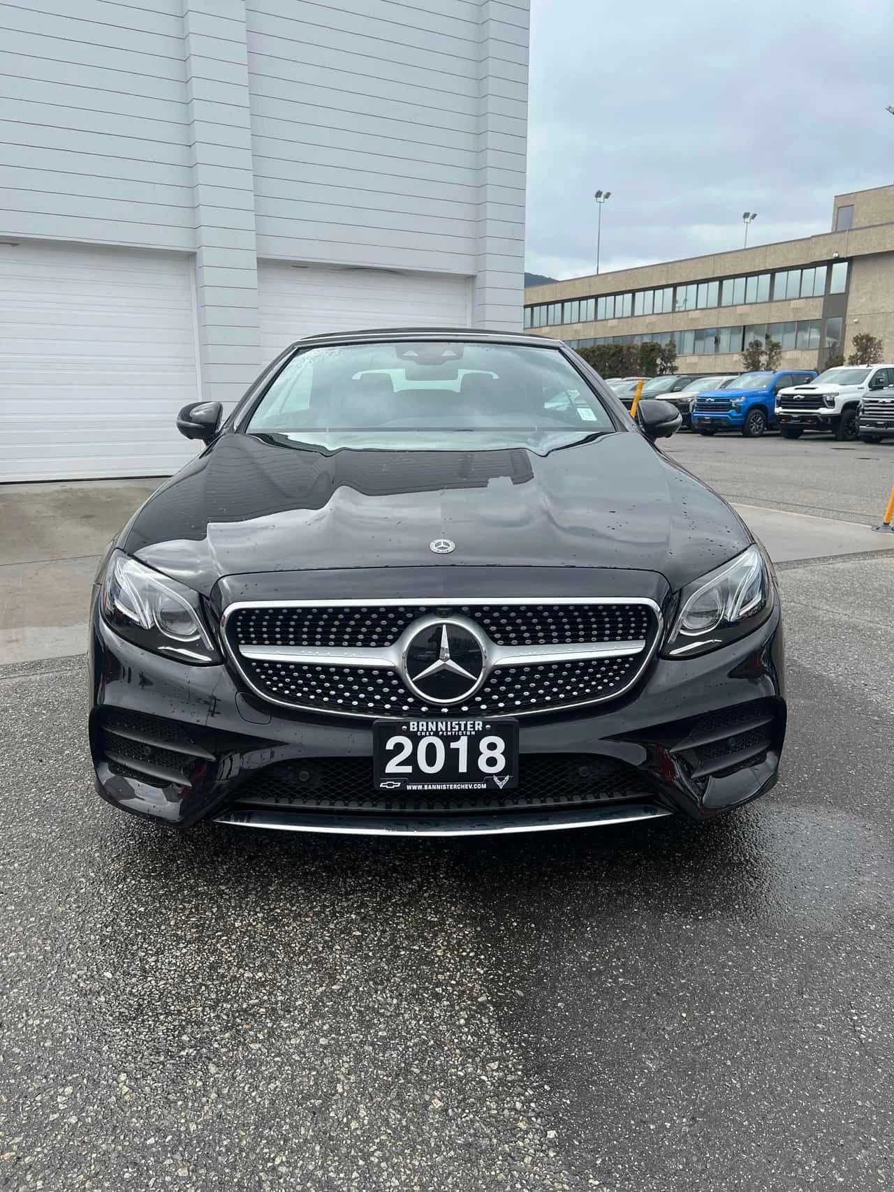 Mercedes-Benz E 400 CABRIO * CARFAX * BURMESTER * ОБДУХВАНЕ * 360, снимка 6 - Автомобили и джипове - 54077870