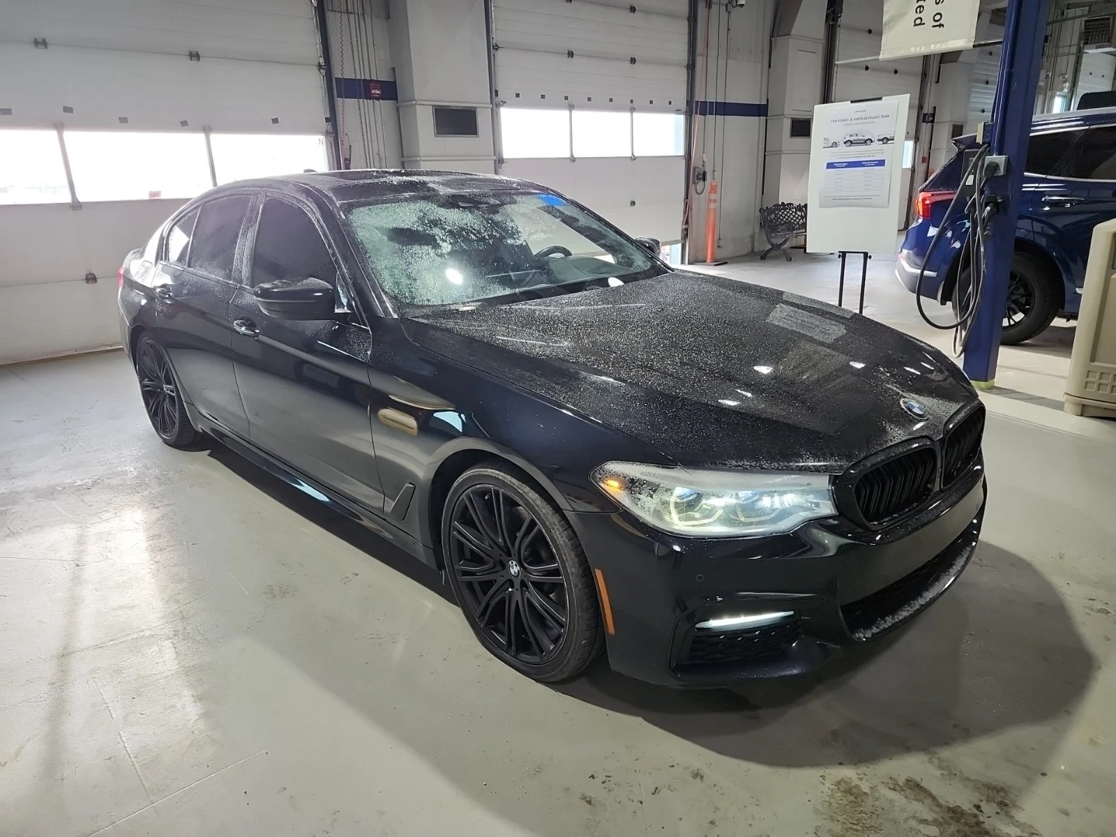 BMW 540 X-Drive* M-Pack* Digital key* Обдухване* Harman, снимка 3 - Автомобили и джипове - 54653365