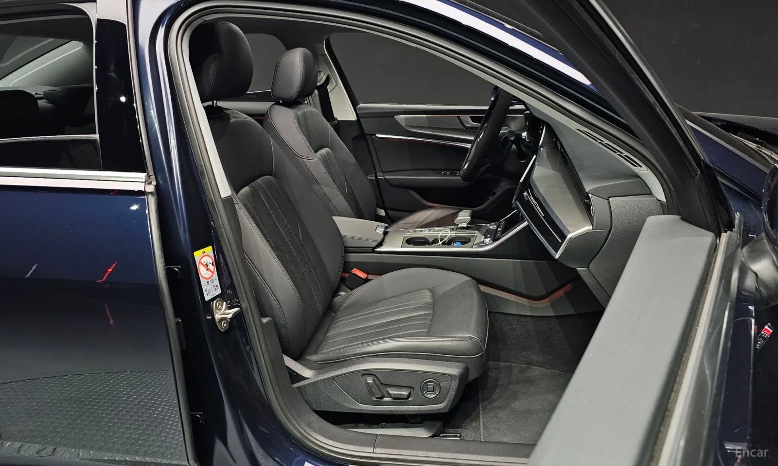 Audi A6 C8* CENA DO BG* TOP OFERTA* OBDUX* PODGREV* UNIKAT, снимка 12 - Автомобили и джипове - 55429667
