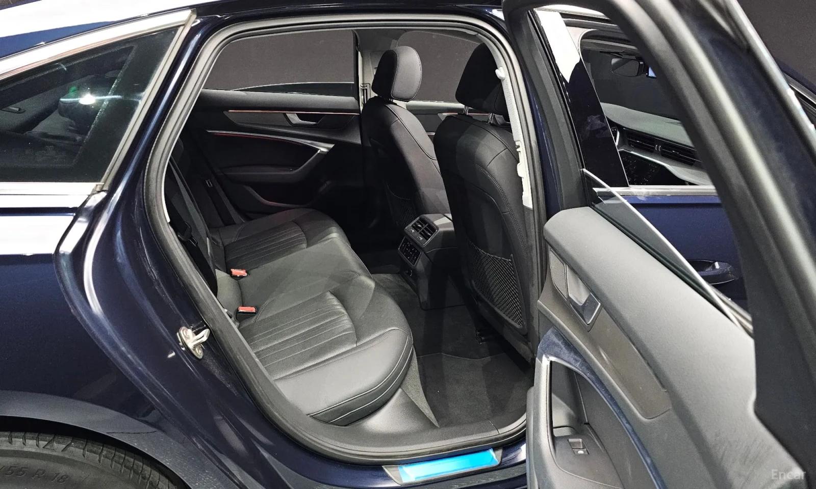 Audi A6 C8* CENA DO BG* TOP OFERTA* OBDUX* PODGREV* UNIKAT, снимка 11 - Автомобили и джипове - 55429667