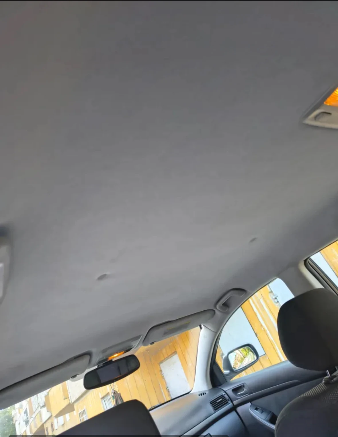 Toyota Avensis ГАЗ Бензин, снимка 5 - Автомобили и джипове - 55731062