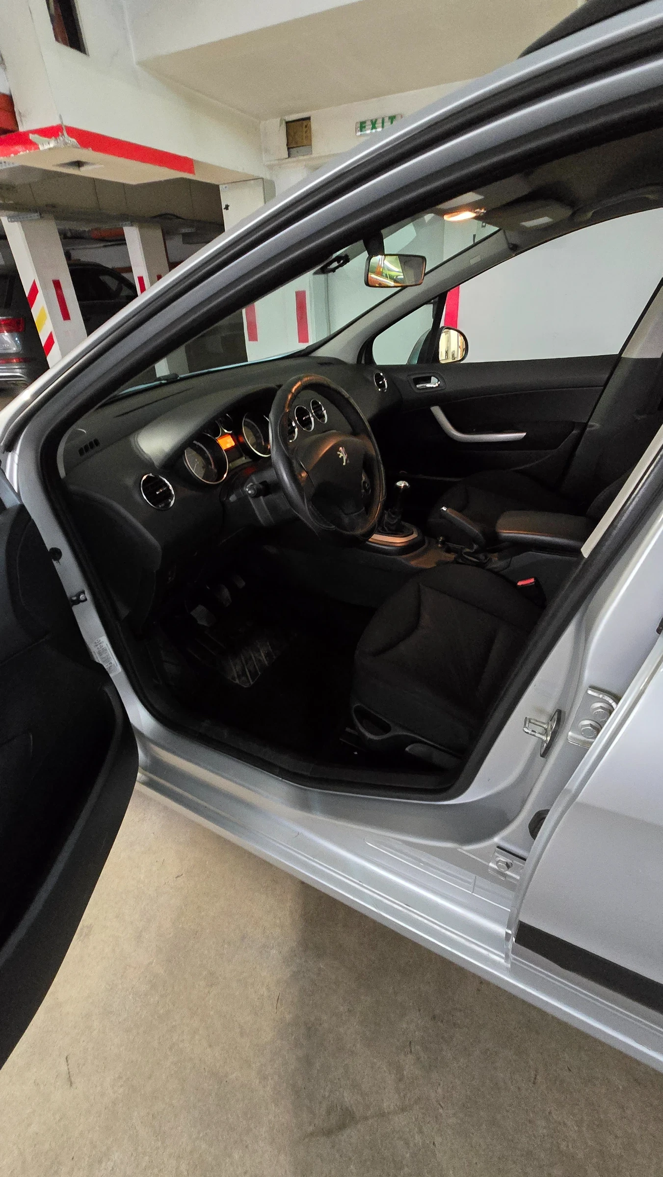 Peugeot 308 SW, снимка 12 - Автомобили и джипове - 55793298