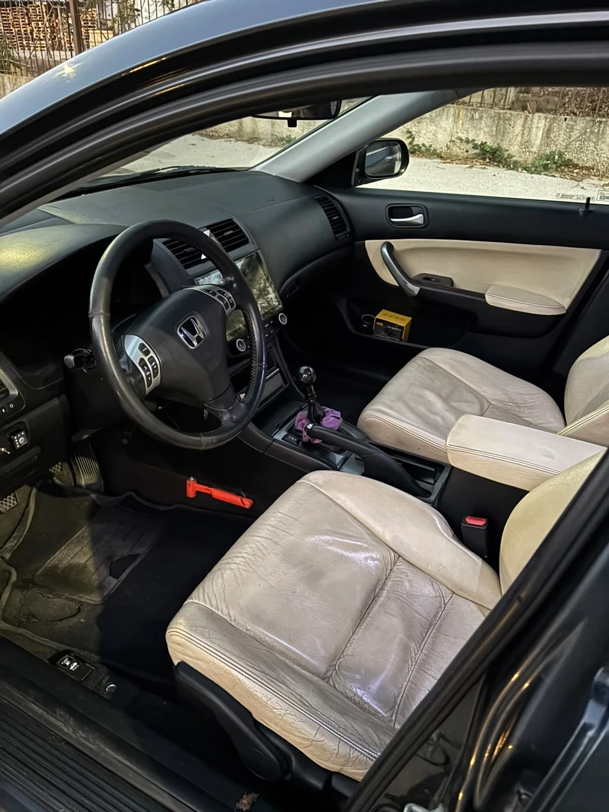Honda Accord 2.0 i-vtec, снимка 12 - Автомобили и джипове - 56353132