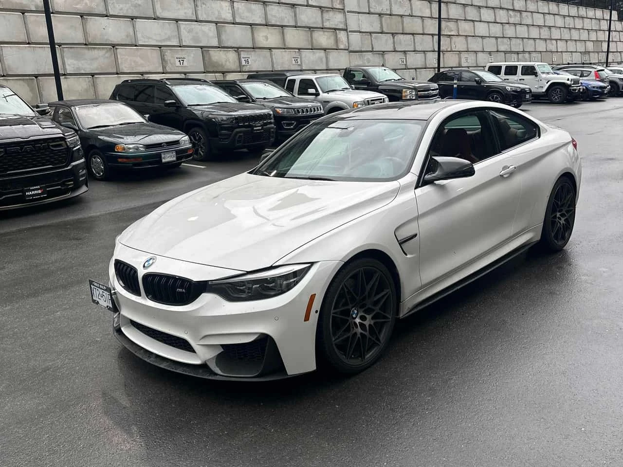 BMW M4 * Coupe * CARFAX * БЕЗ ПЪРВОНАЧАЛНА ВНОСКА
