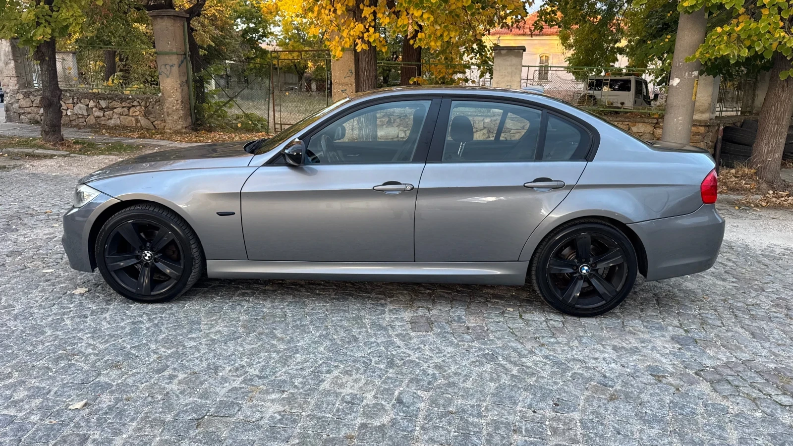 BMW 320 М-пакет, снимка 6 - Автомобили и джипове - 56713536