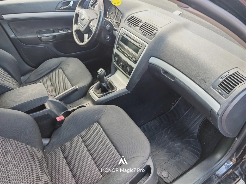 Skoda Octavia, снимка 12 - Автомобили и джипове - 56718203