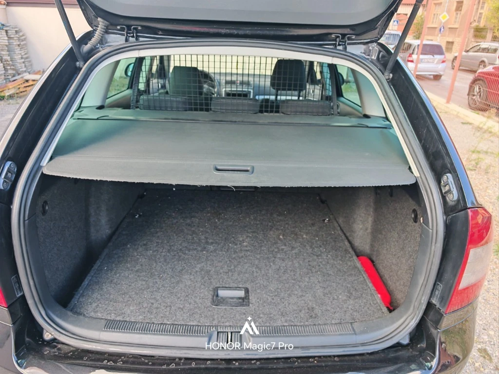 Skoda Octavia, снимка 13 - Автомобили и джипове - 56718203