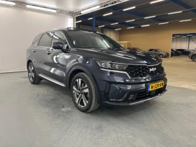 Kia Sorento  1.6 T-GDI Plug-In Hybrid Executive AWD PANO BOSE , снимка 1