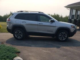 Jeep Cherokee 3.2L 6cyl 4WD - 10621 € / 20772.87 лв. - 61803935 2