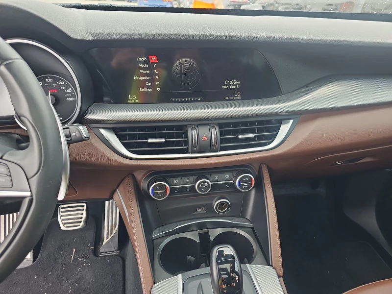 Alfa Romeo Stelvio Ti Sport, снимка 10 - Автомобили и джипове - 47532251