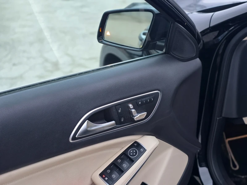 Mercedes-Benz GLA 250 45 000км , снимка 9 - Автомобили и джипове - 50188666