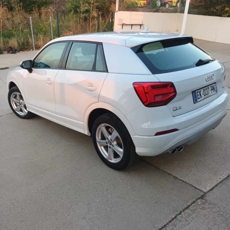 Audi Q2, снимка 2 - Автомобили и джипове - 52147013