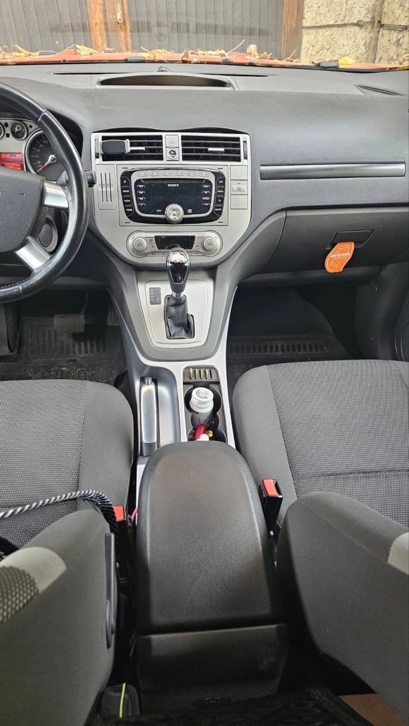 Ford Kuga, снимка 10 - Автомобили и джипове - 52431915